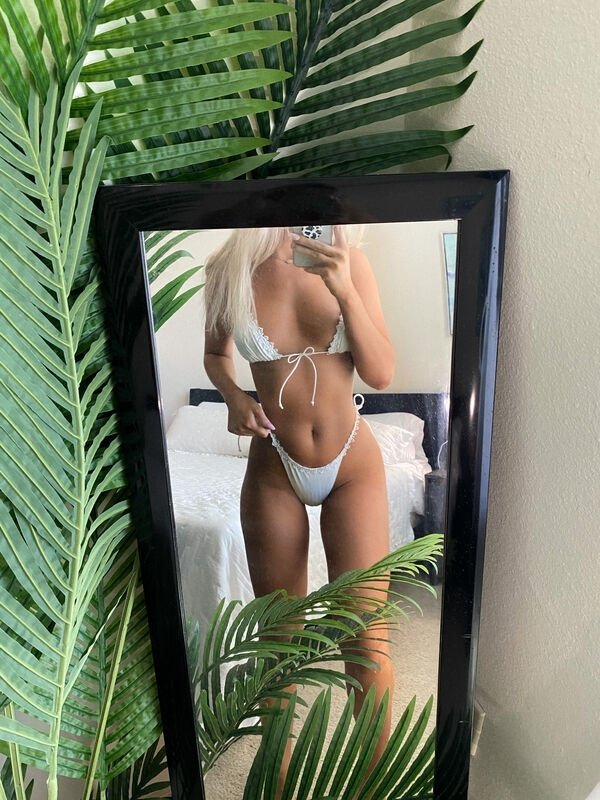 Девушки, которые любят делать селфи Девушки, которые любят делать селфи картинки,позитив