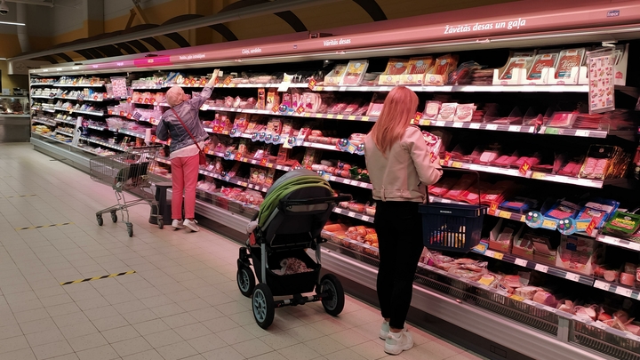 "Многие могут зарыдать: ай-ай-ай": Сергей Михеев о росте цен и богатстве олигархов