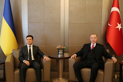Эрдоган и Зеленский начали переговоры в Стамбуле Мир