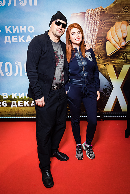 Мария Миронова с сыном, Кристина Асмус, Александра Бортич и другие на премьере фильма "Холоп" Звезды,Красная дорожка