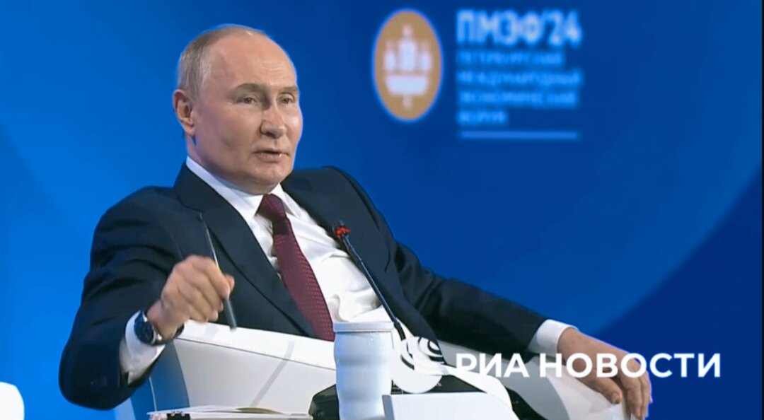 Скриншот из видео. В.Путин.