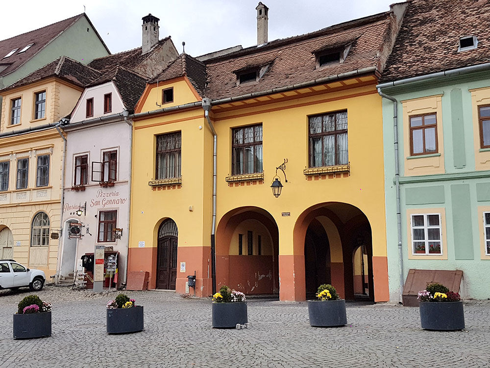 Сигишоара. Самый красивый город в Трансильвании Сигишоара. Самый красивый город в Трансильвании авиатур,автотуризм,виза,гид,города,заграница,мир,отдых,отпуск,поездка,путешествие,Румыния,самостоятельные путешествия,страны,тур,туризм,турист,экскурсионный тур