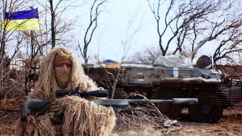 Украинские снайперы обстреляли позиции ДНР