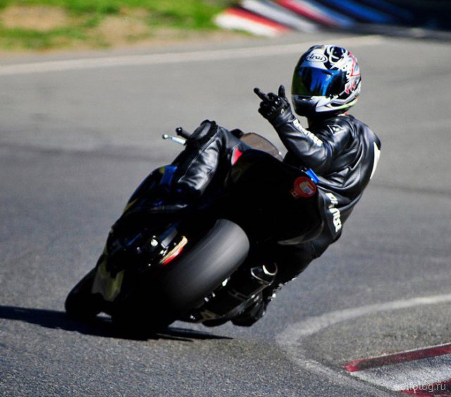 Сегодня – день рождения первого мотоцикла  Марки и модели,мотоциклы,юмор