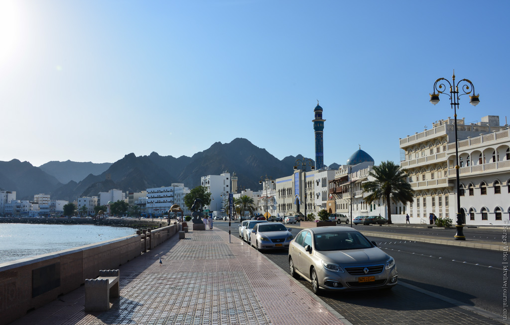 Как сегодня живется народу  в стране абсолютной монархии ? абсолютная монархия