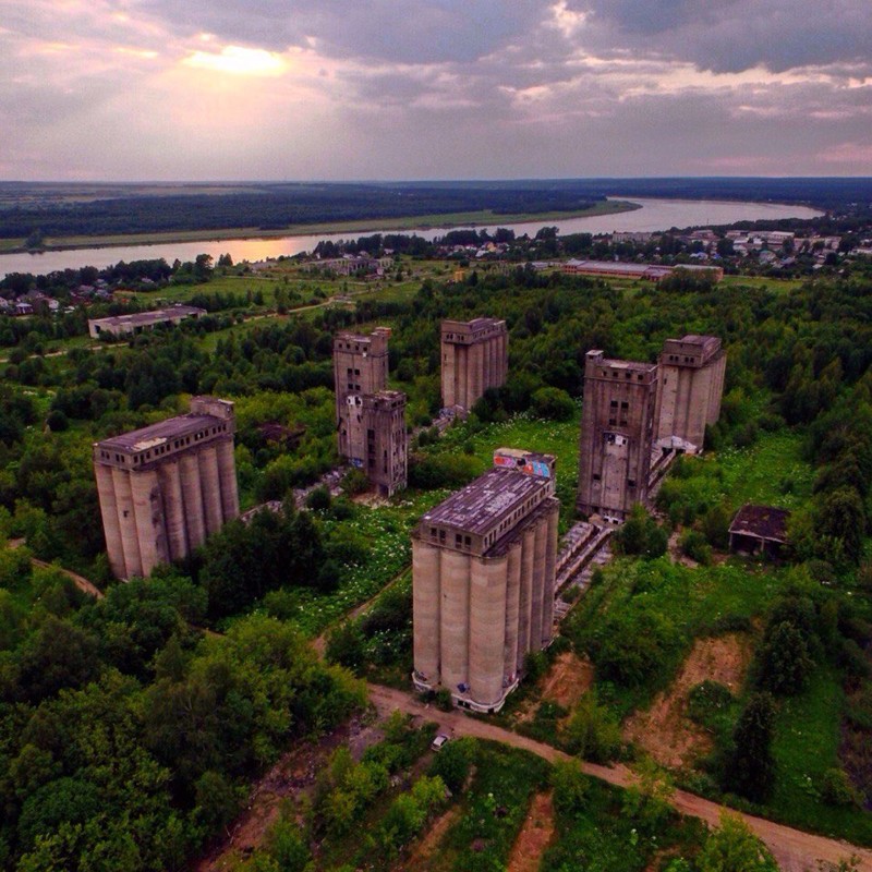 Элеваторы России город, промзона, элеватор, эстетика