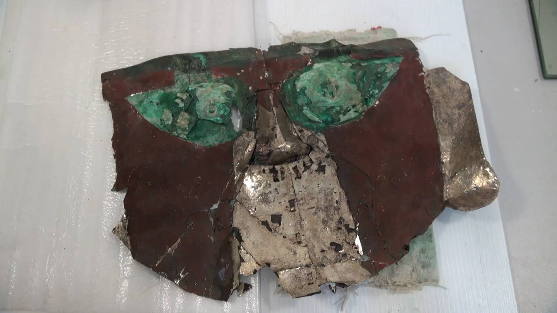 Перуанские археологи разгадывают тайну древнего саркофага