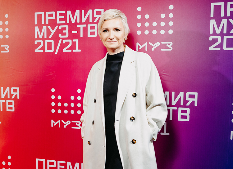 Ксения Собчак, Ольга Бузова, Светлана Лобода и другие на ужине канала МУЗ-ТВ Ксения Собчак, Ольга Бузова, Светлана Лобода и другие на ужине канала МУЗ-ТВ Звезды,Красная дорожка