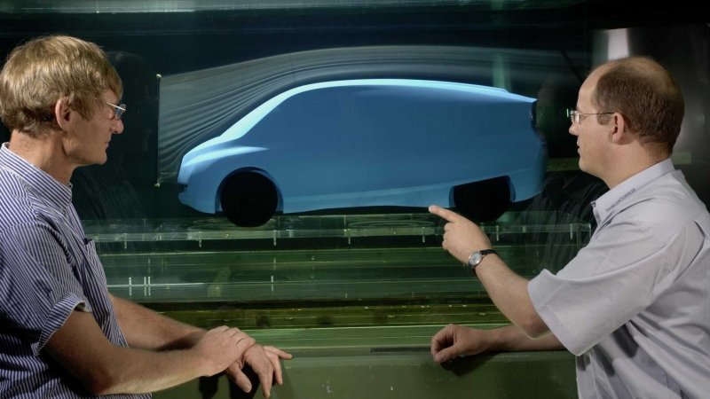 Экспериментальный концептуальный автомобиль Mercedes-Benz Bionic Экспериментальный концептуальный автомобиль Mercedes-Benz Bionic