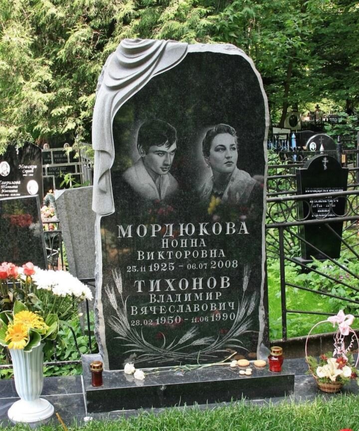 Большой скандал в семье Мордюковой: родные не могут решить, куда похоронить сестру актрисы