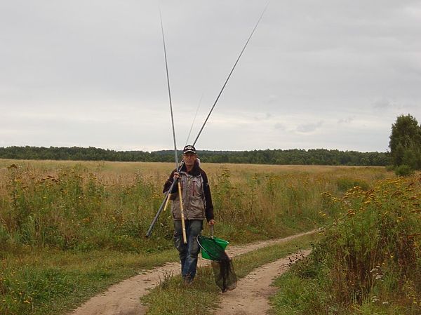 Одной удочки на рыбалке мало