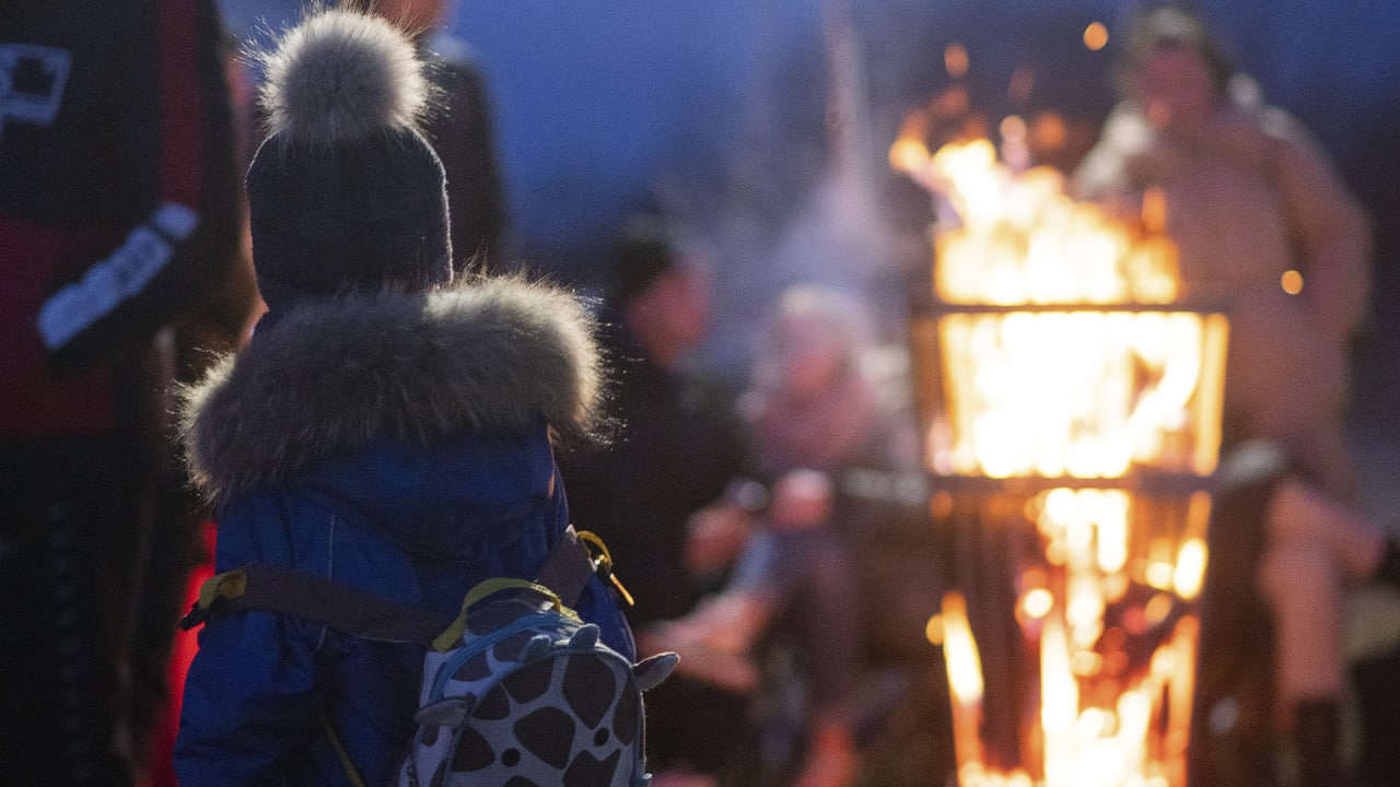 Политолог Захаров: от украинских беженцев ЕС пострадает больше, чем от санкций