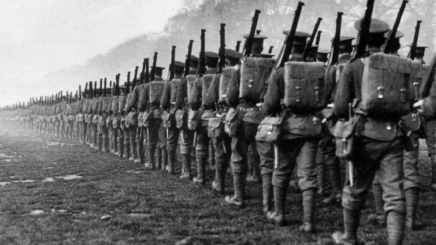 Зачем британские военные носили пояса и наспинные накладки Зачем британские военные носили пояса и наспинные накладки ткани, накладки, кусок, перегрева, годах, стали, пояса, накладка, которые, позвоночника, защитить, солнечные, 1850х, использовать, защиты, Джеффрис, наспинные, живот, вытеснили, легкие