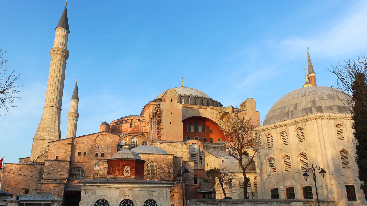 Для чего Эрдоган превращает церкви в мечети