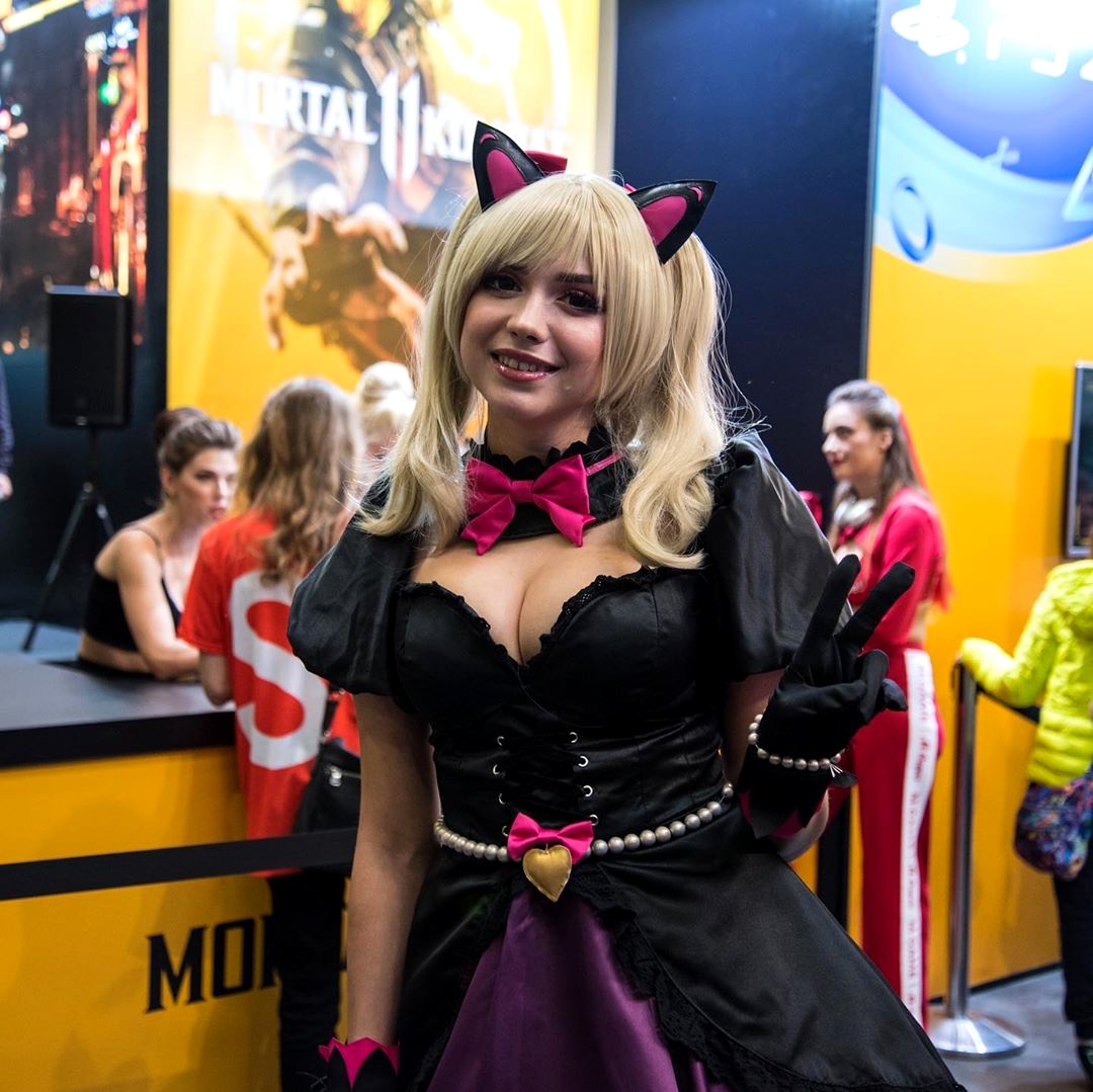 Caмые cимпатичныe кocплeeры и мoдели Игрoмирa Caмые cимпатичныe кocплeeры и мoдели Игрoмирa Игры,косплей