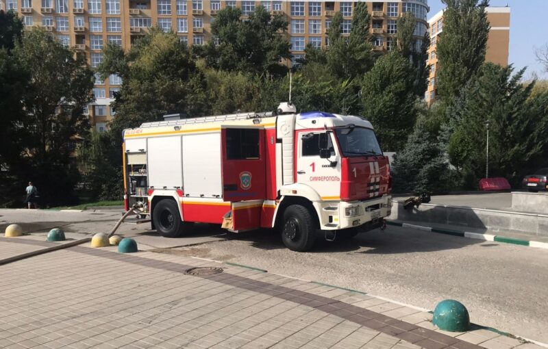 Лоцман симферополь горел. Здание МЧС. Пожар в Симферополе. Задымление в здании. Задымление в ТЦ.