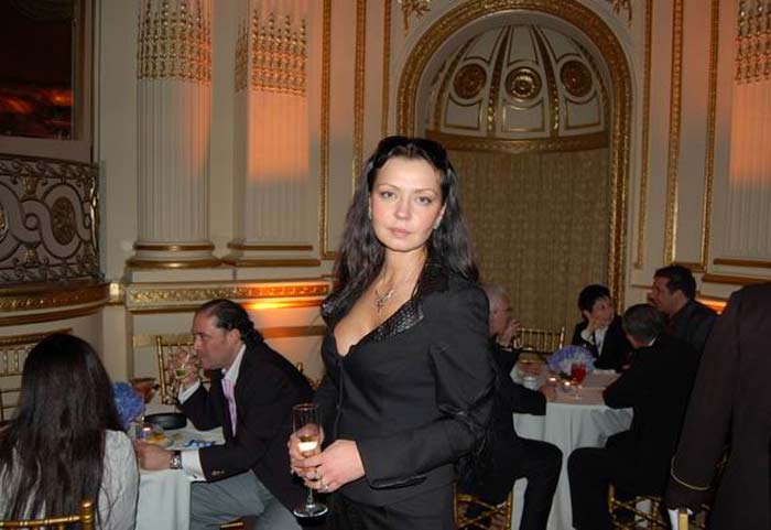 Александра Колкунова: куда исчезла актриса из фильма "Ночные забавы" Александра Колкунова: куда исчезла актриса из фильма "Ночные забавы" актриса