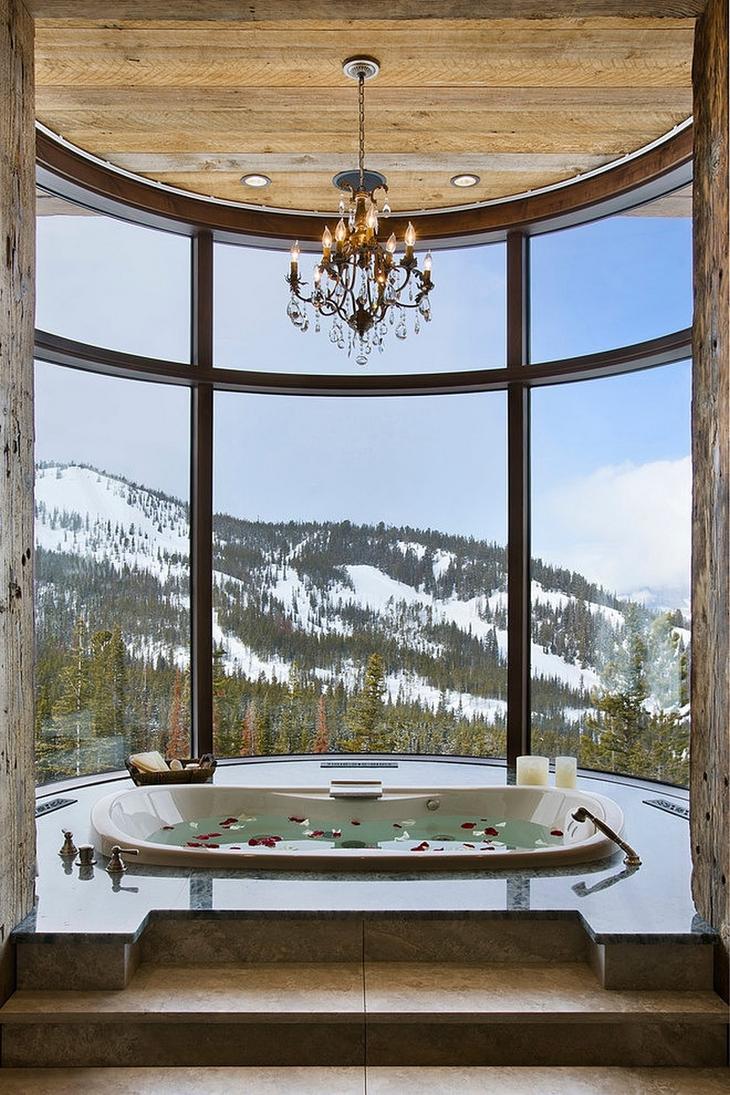 ванная комната с видом на горы