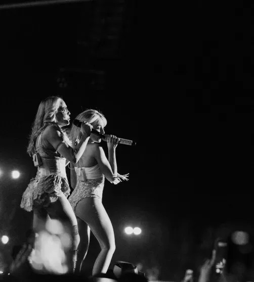 Культовое возвращение: 67-летняя Мадонна в белье и чулках зажгла на фестивале Coachella Сабрина, певица, Карпентер, самых, КарпентерМадонна, Мадонны, артистки, альбома, Confessions, назад, фестивале, время, фестиваля, Однако, Несколько, Мадонна, успокоиться, возрасте, подобные, комментарии