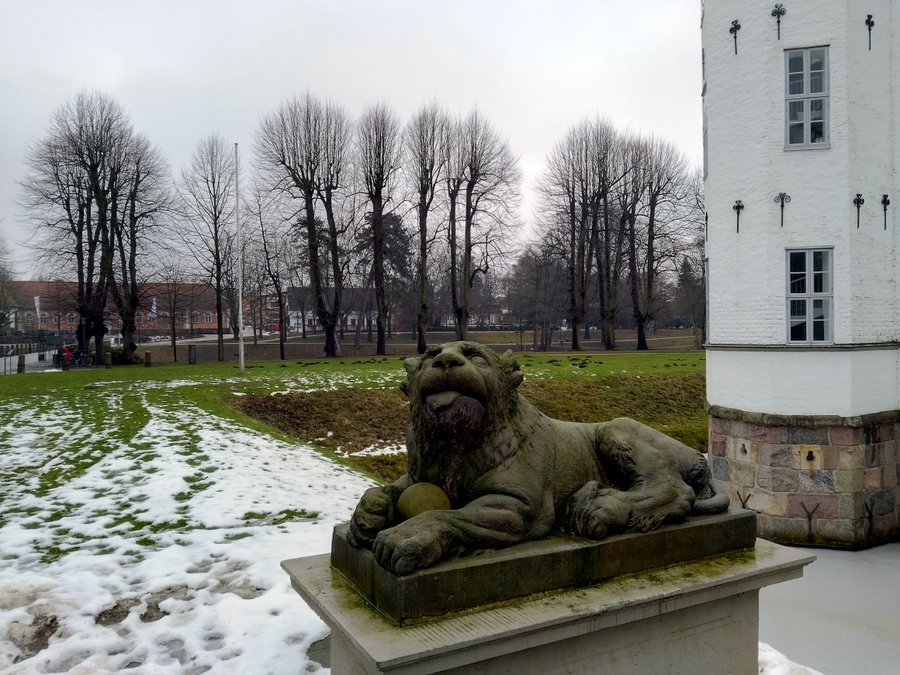 Замок Аренсбург - владения датского рабовладельца Замок Аренсбург - владения датского рабовладельца города,Дания,замок,страны