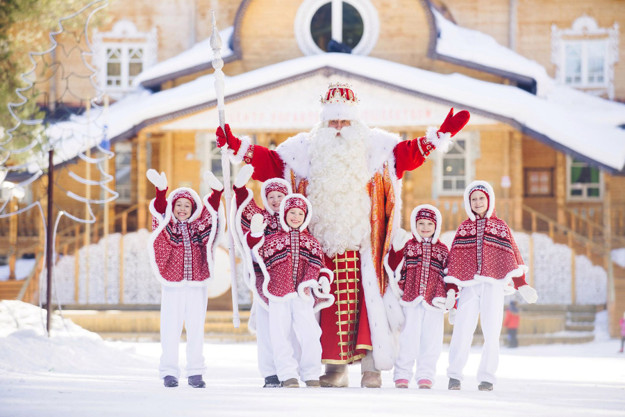 Дед Мороз отметил день рождения в Великом Устюге