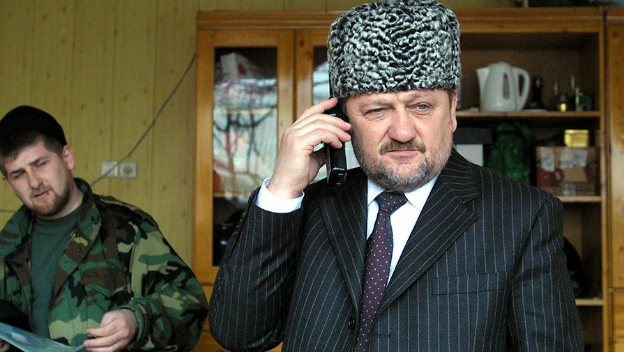 Почему Ахмат и Рамзан Кадыровы перешли на сторону России во время второй чеченской войны. Рассказываю