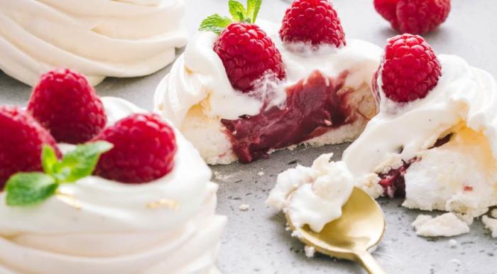5 малиновых десертов, которые будут съедены с удовольствием десерты,рецепты