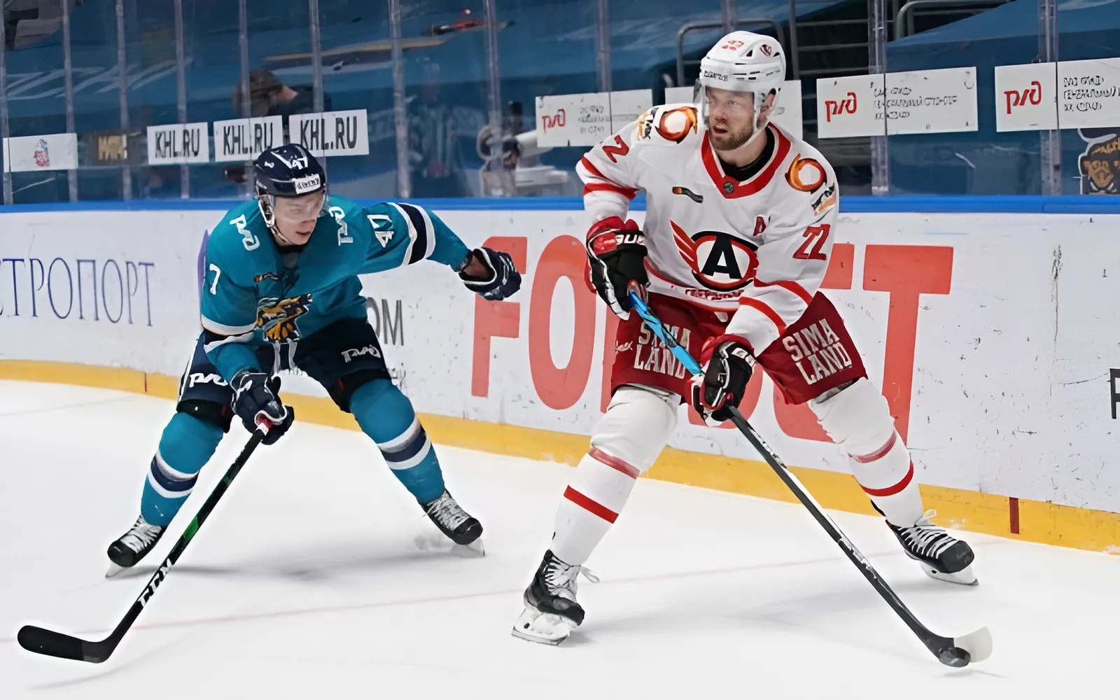 Хоккейный матч Автомобилист - Сочи