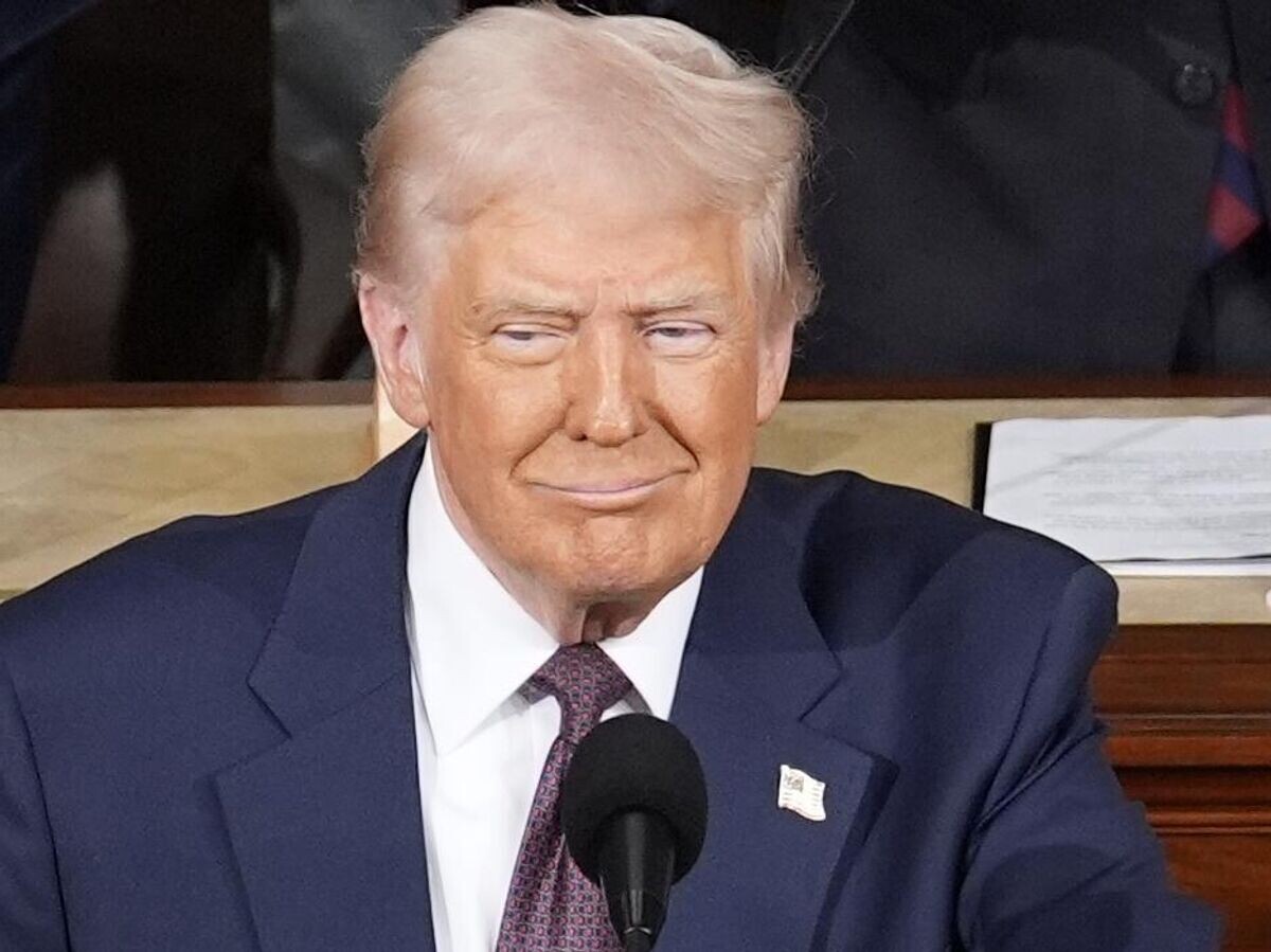 Президент США Дональд Трамп выступает на заседании конгресса в Вашингтоне© РИА Новости . Стрингер