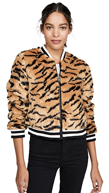 Мягкой посадки: 5 теплых бомберов для начала осени гардероб,мода и красота,модные образы,одежда и аксессуары