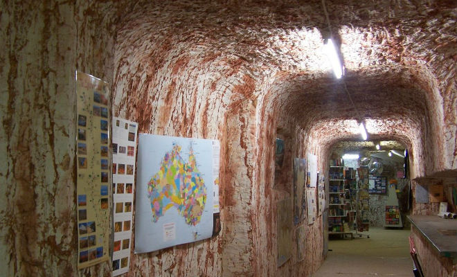 Мужчина купил дом в центре, а потом 40 лет копал тоннели под городом, которые начинались из подвала Мужчина купил дом в центре, а потом 40 лет копал тоннели под городом, которые начинались из подвала Культура