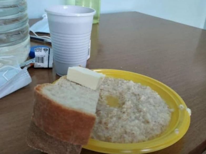 Еду в больнице приносили в пластиковой посуде