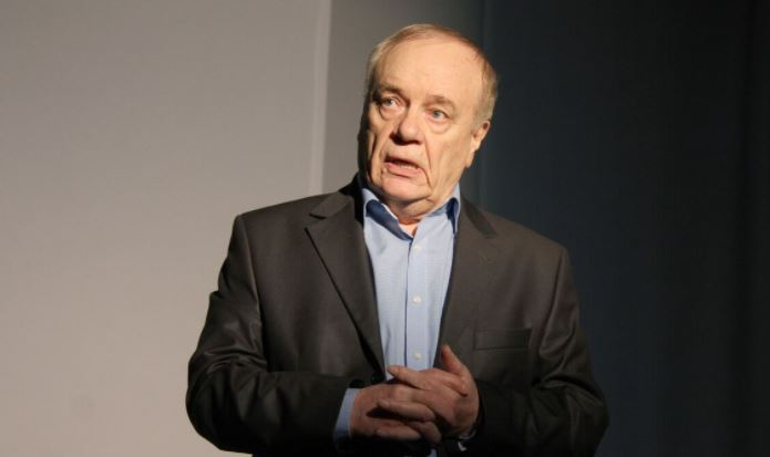 Актер Сайфулин рассказал об алкогольной зависимости первой жены