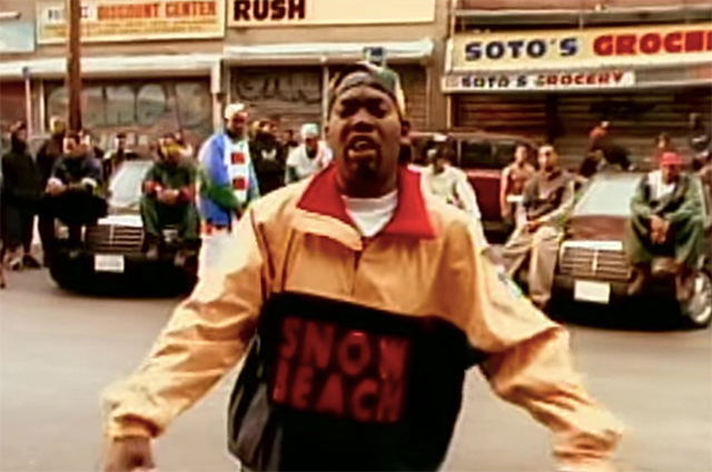 Кадр из клипа Wu-Tang Clan - Рэйквон в куртке от Ralph Lauren