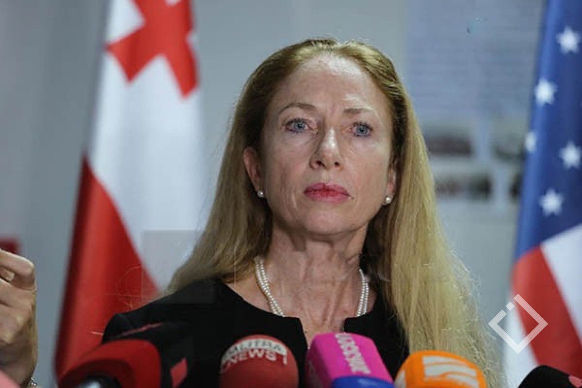 В Грузии готовят новогодний подарок саакашистам – закон об иноагентах В Грузии готовят новогодний подарок саакашистам – закон об иноагентах геополитика