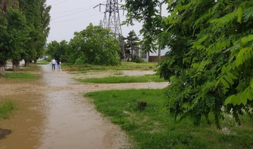 Эксперт по безопасности МЧС назвал неочевидную опасность наводнений в Керчи и Ялте