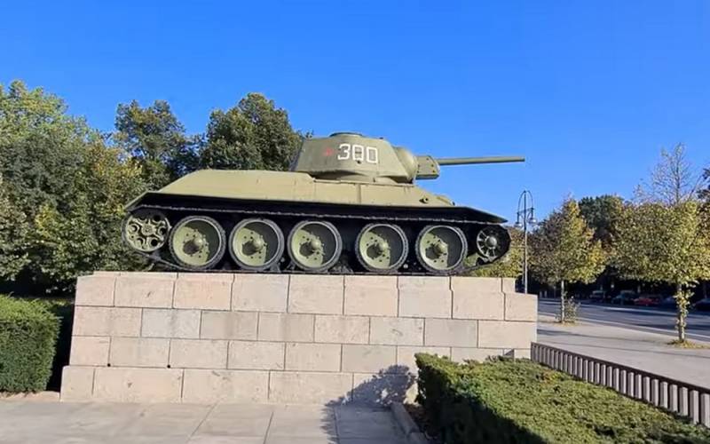 В Германии потребовали убрать советские танки с мемориалов Красной Армии