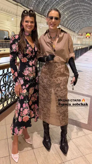 Торт с лепестками роз, виды на Кремль и Ксения Собчак среди гостей: оперный певец Ильдар Абдразаков отметил 10-ю 