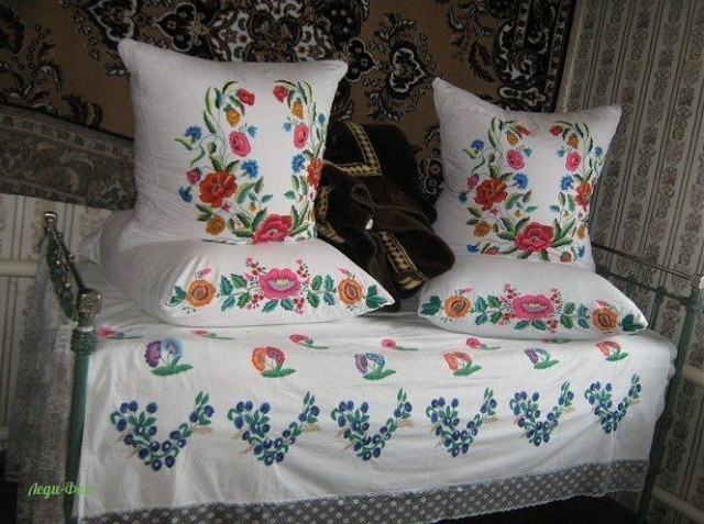 А вы помните такую бабушкину постель? Исчезающая красота! дизайн интерьера,разное