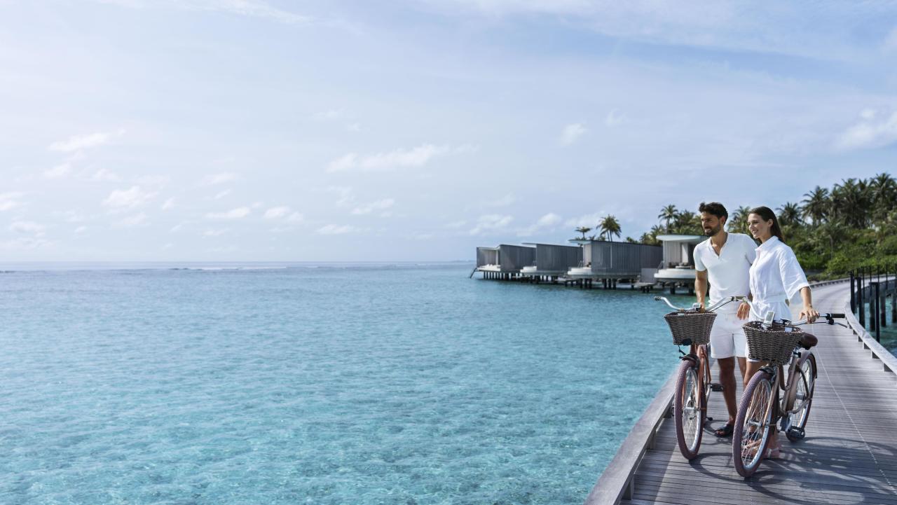 Победить стресс, подружиться с черепахой и прикоснуться к Луне: чем заняться в отпуске в апреле 2026 можно, делать, Beach, посмотреть, стоит, Maldives, поесть, здесь, который, просто, Sugar, Grand, звездами, острове, Главное, Tremezzo, программу, Ambre, курорте, Hotel