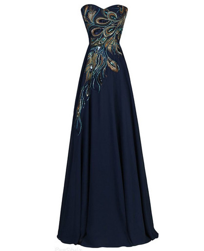 Прекрасные платья с люневильской вышивкой покоряют подиумы мира Прекрасные платья с люневильской вышивкой покоряют подиумы мира лучшее