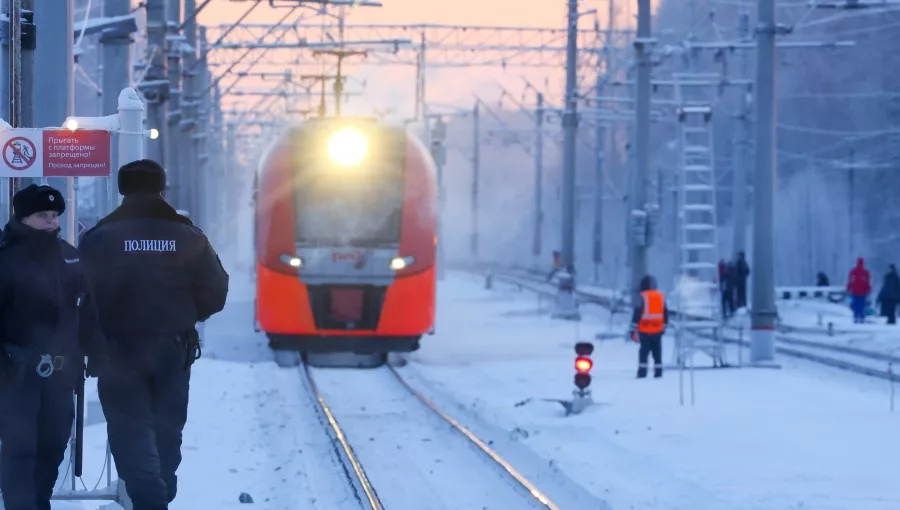 Пассажиры поездов, следовавших в Петербург, пожаловались на отключение отопления в вагонах в морозы