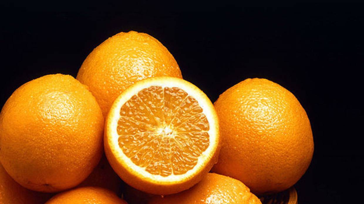 Диетолог Круглова посоветовала при варикозе есть больше продуктов с витамином C