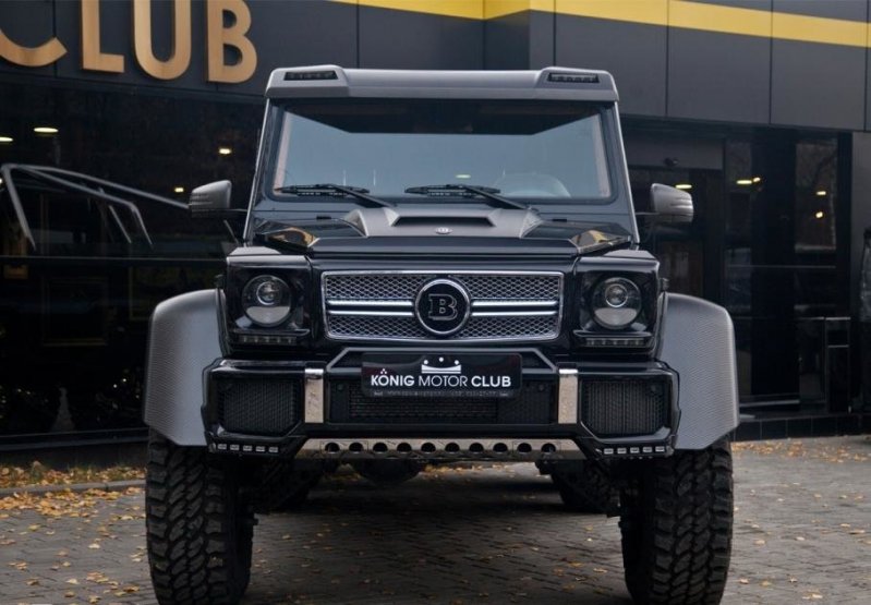 Второй автомобиль, опять же версии Brabus 700 находится в Москве и продается на данный момент. 6x6, amg, g63, gelandewagen, mercedes-benz
