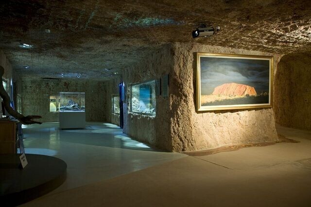 Австралийский подземный город Кубер-Педи Австралия,Кубер-Педи,пустыня
