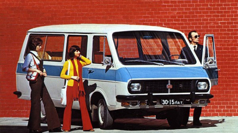Сексуальные тачки СССР: автомобильная реклама 70-х 