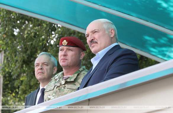 Лукашенко рассказал, сколько продлится война с Украиной (ВИДЕО) | Русская весна