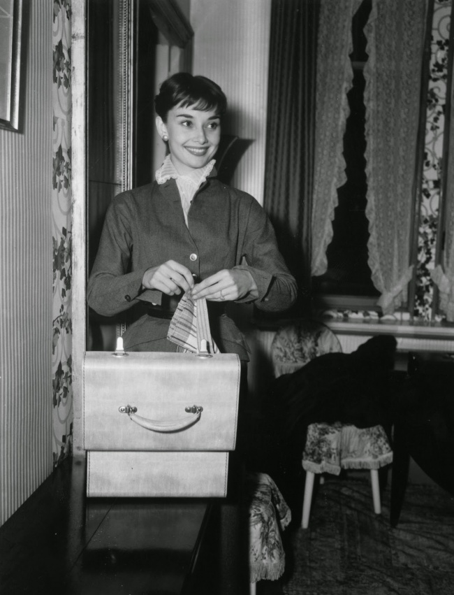 20 редких фотографий неподражаемой Одри Хепберн
