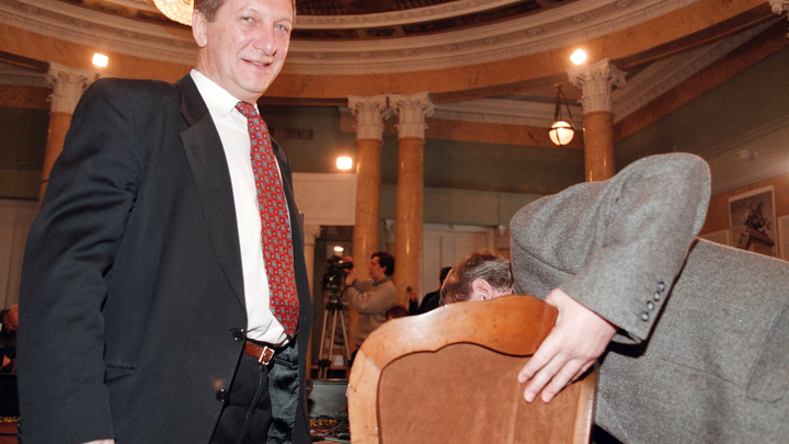 Квартиркой помогите: Экс-депутат Госдумы сбежал в США и просит «донатов», перебиваясь на бутербродах с авокадо