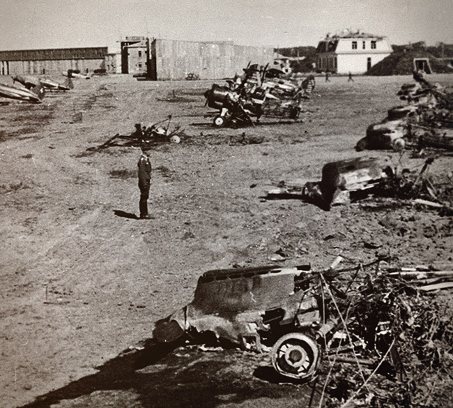 Êàóíàñ. Ðåçóëüòàò áîìá¸æêè - 22 èþíÿ 1941 ãîäà. Ñðàæåíèå çà íåáî | Âîåííî-èñòîðè÷åñêèé ïîðòàë Warspot.ru